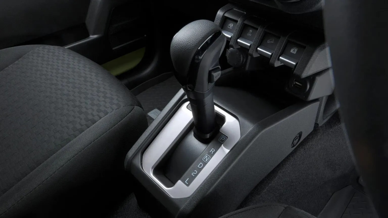 suzuki jimny 12