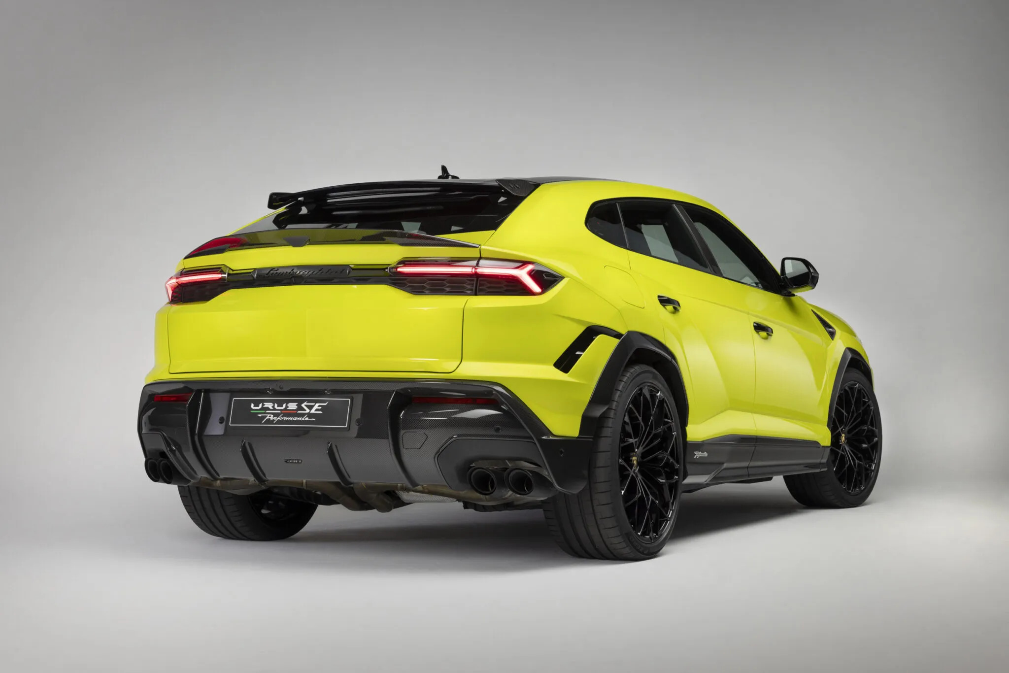 2027 lamborghini urus se perfromante 00039 2048x1366