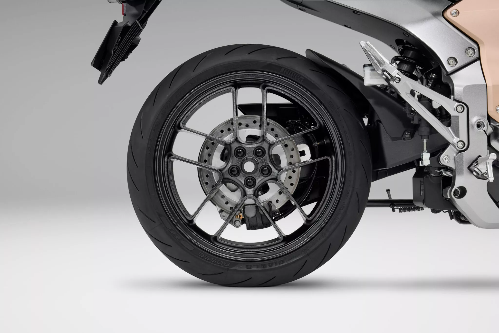 honda wn7 00012 2048x1366