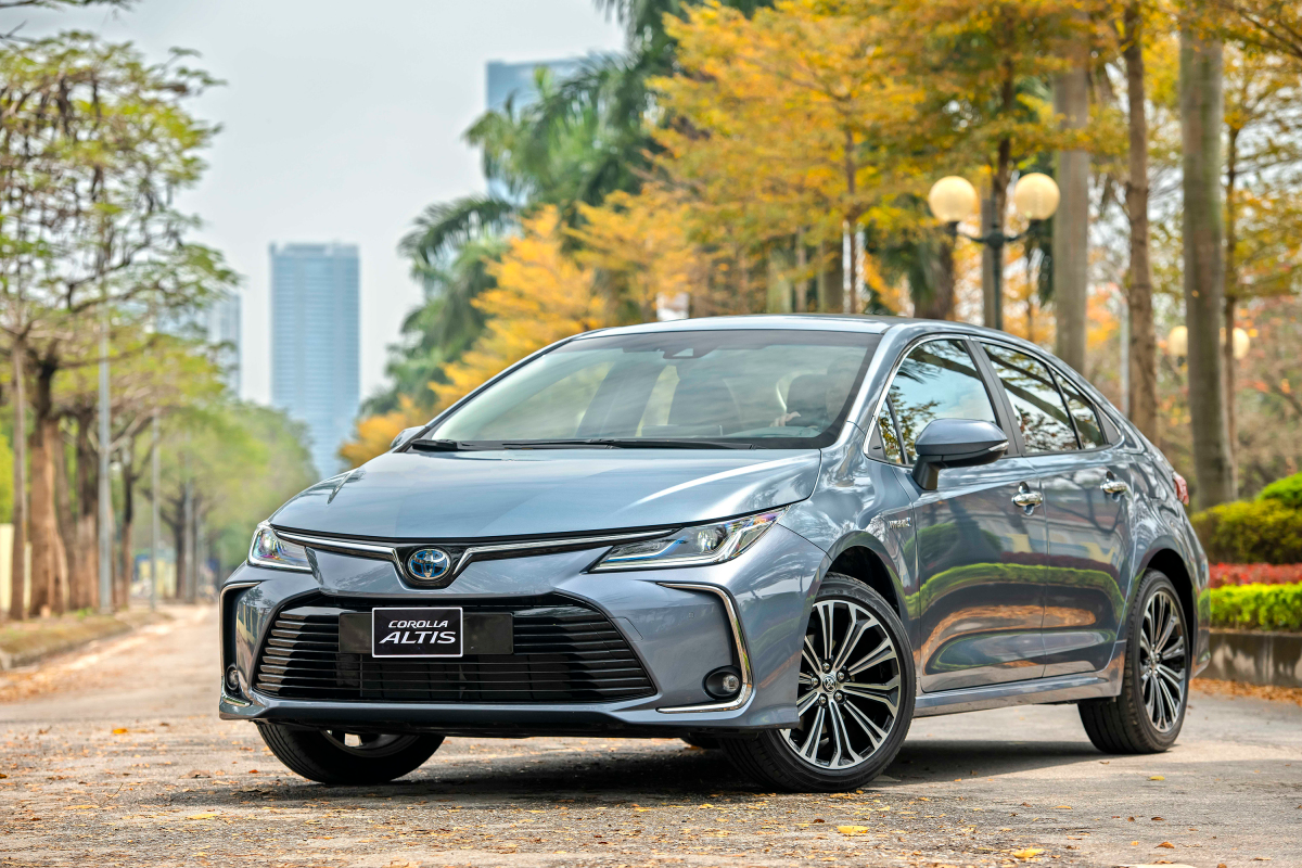 ngoai that corolla altis 1 1646816453 155114