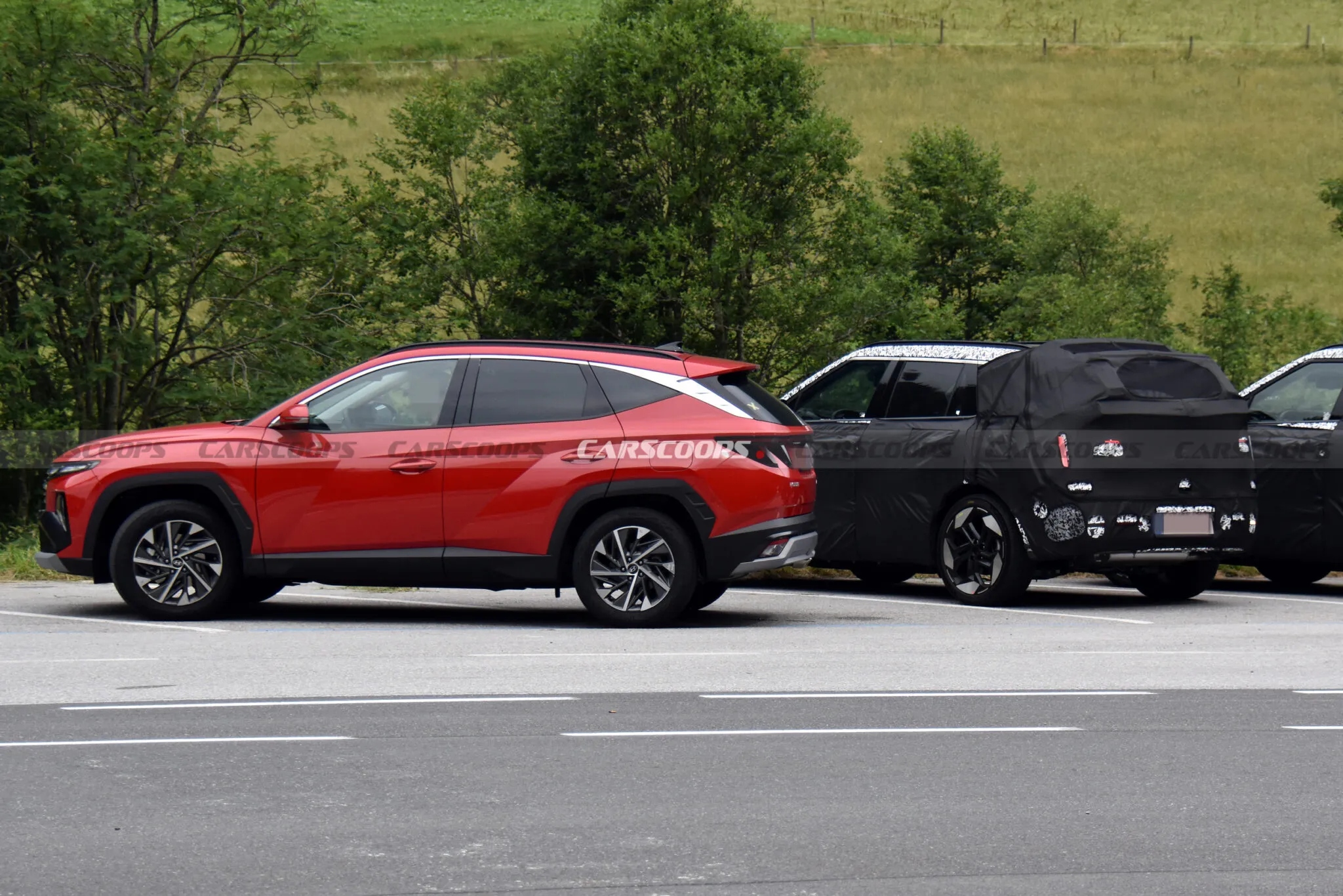 hyundai tucson chay thu 2