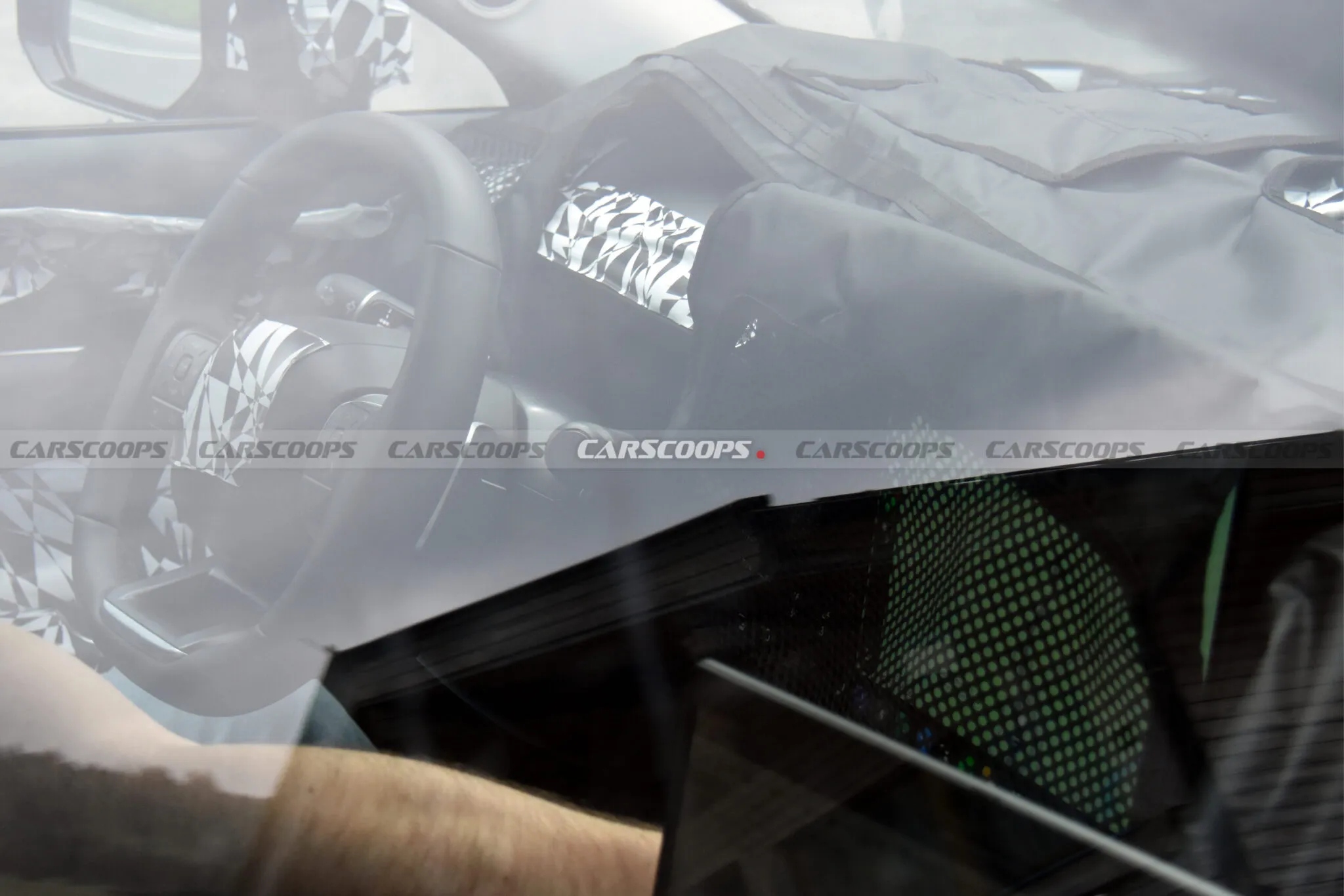 hyundai tucson chay thu 5