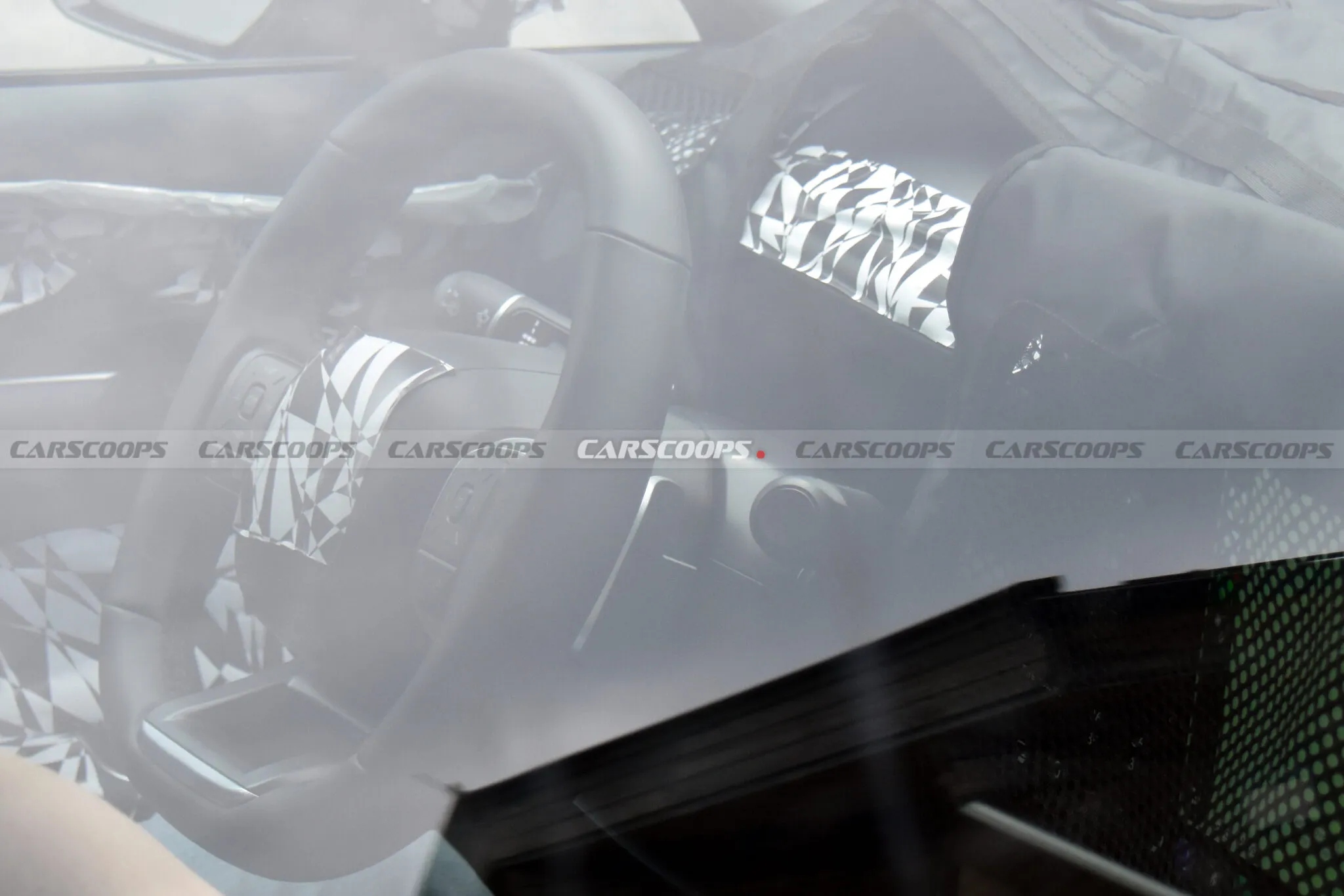 hyundai tucson chay thu 6