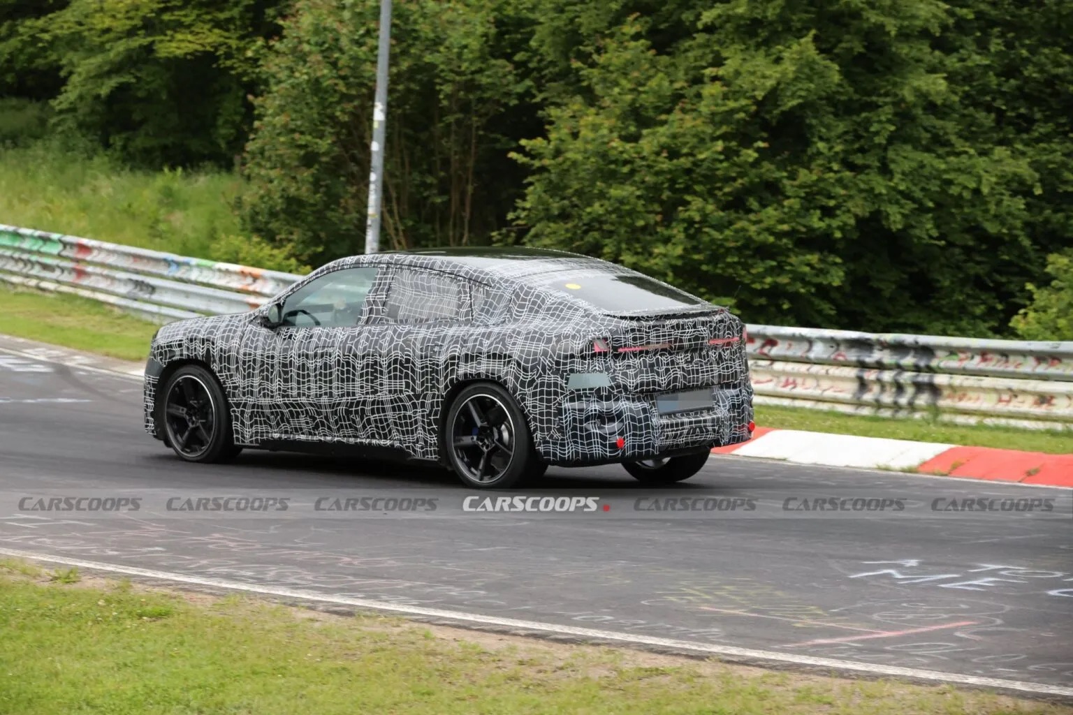 bmw ix4 scoop nurburgring 07 1536x1024