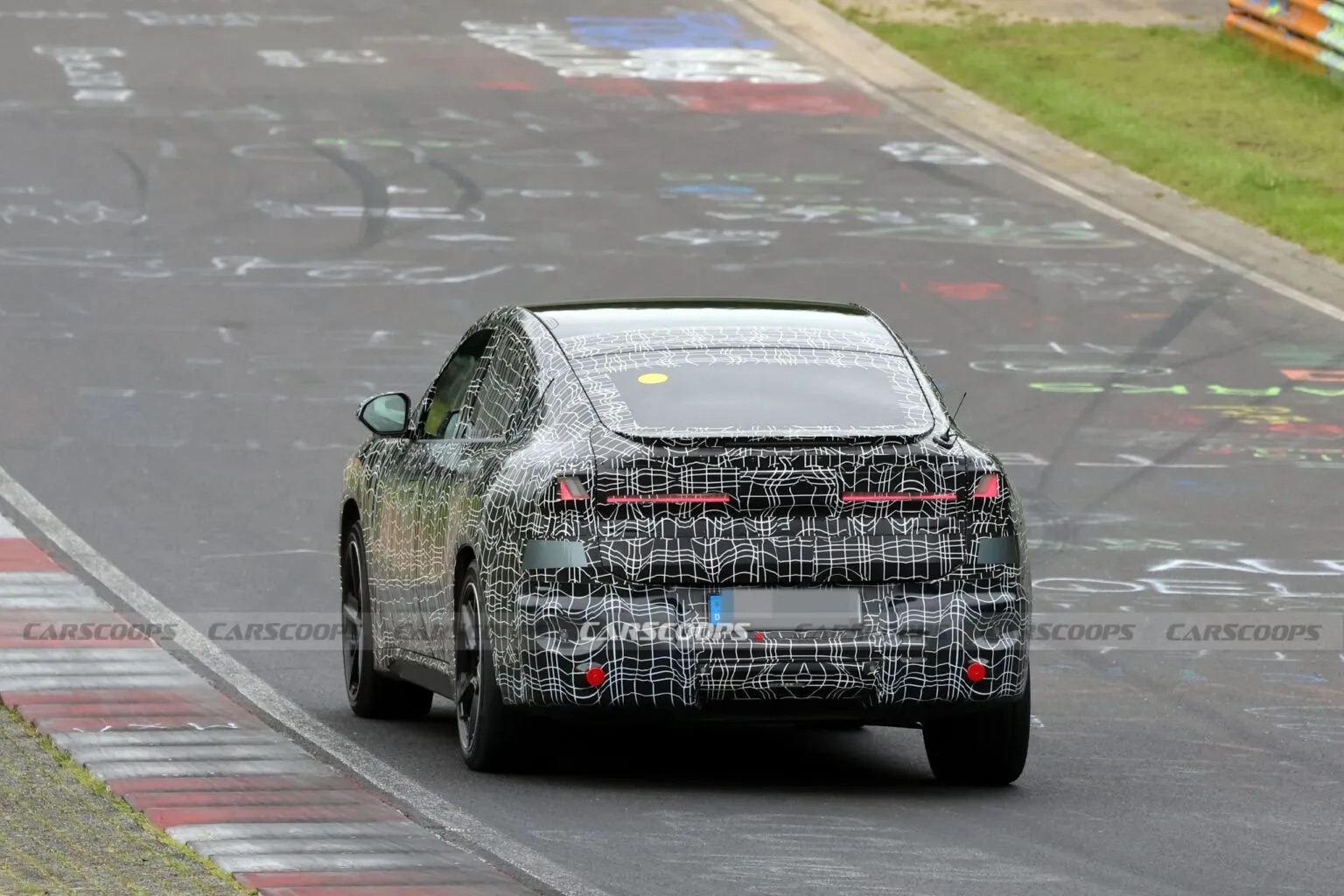 bmw ix4 scoop nurburgring 11 1536x1024
