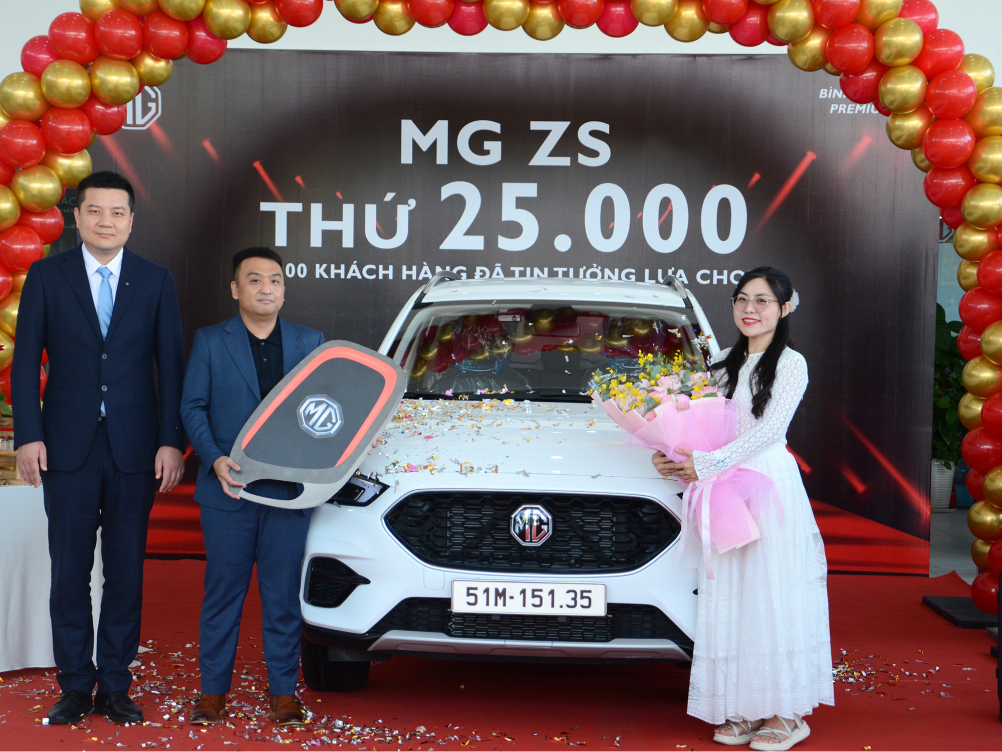 6 cot moc 25000 xe lan banh sau 6 nam la loi khang dinh manh me cho gia tri thuc va chat luong ben bi ma mg zs mang lai cho nguoi dung viet