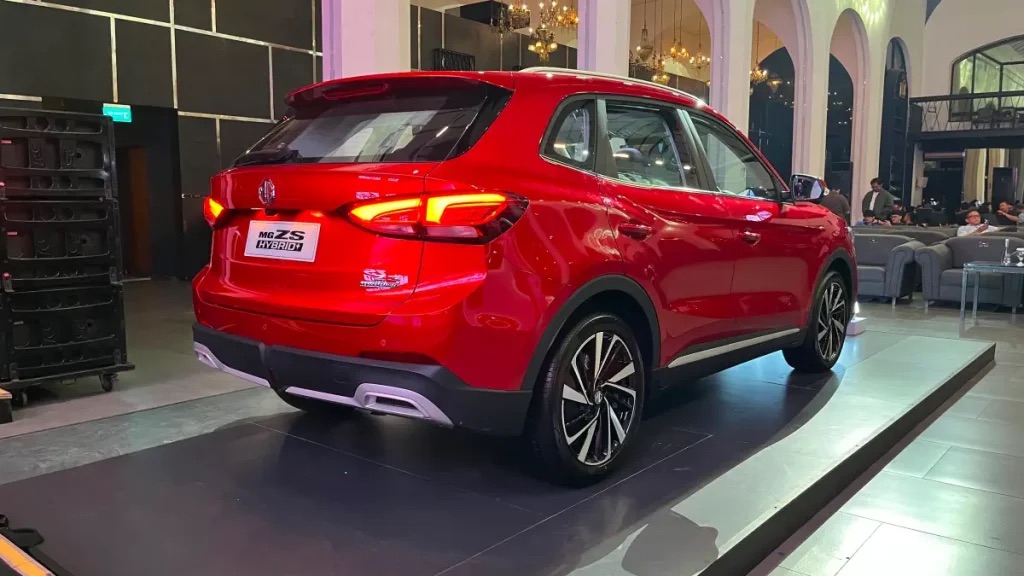 mg zs hybrid bagian belakang 1024x576
