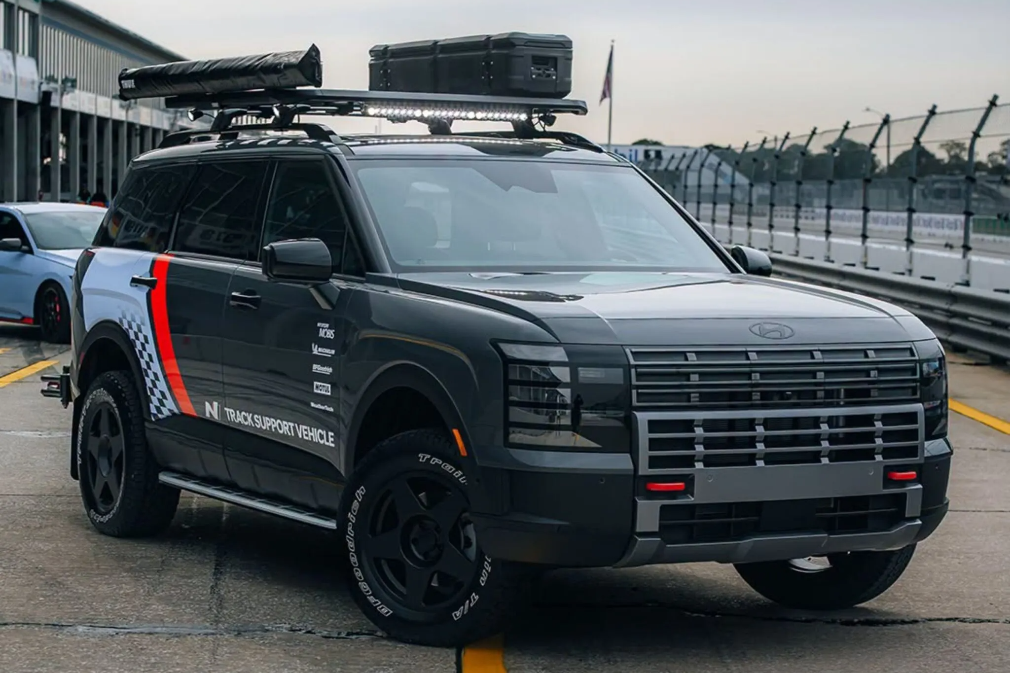 hyundai palisade xrt n track support vehicle 1 2048x2048