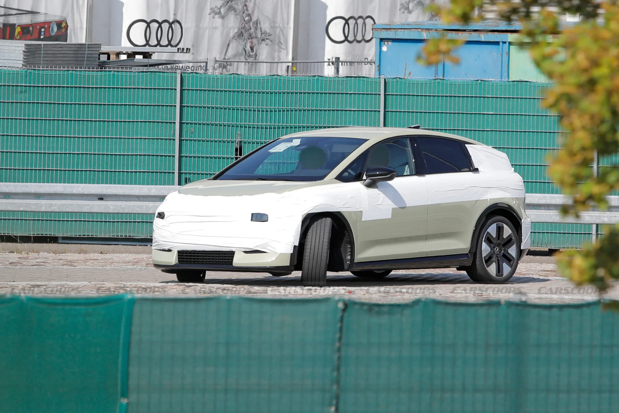 audi a2 e tron spied 04 2048x1365