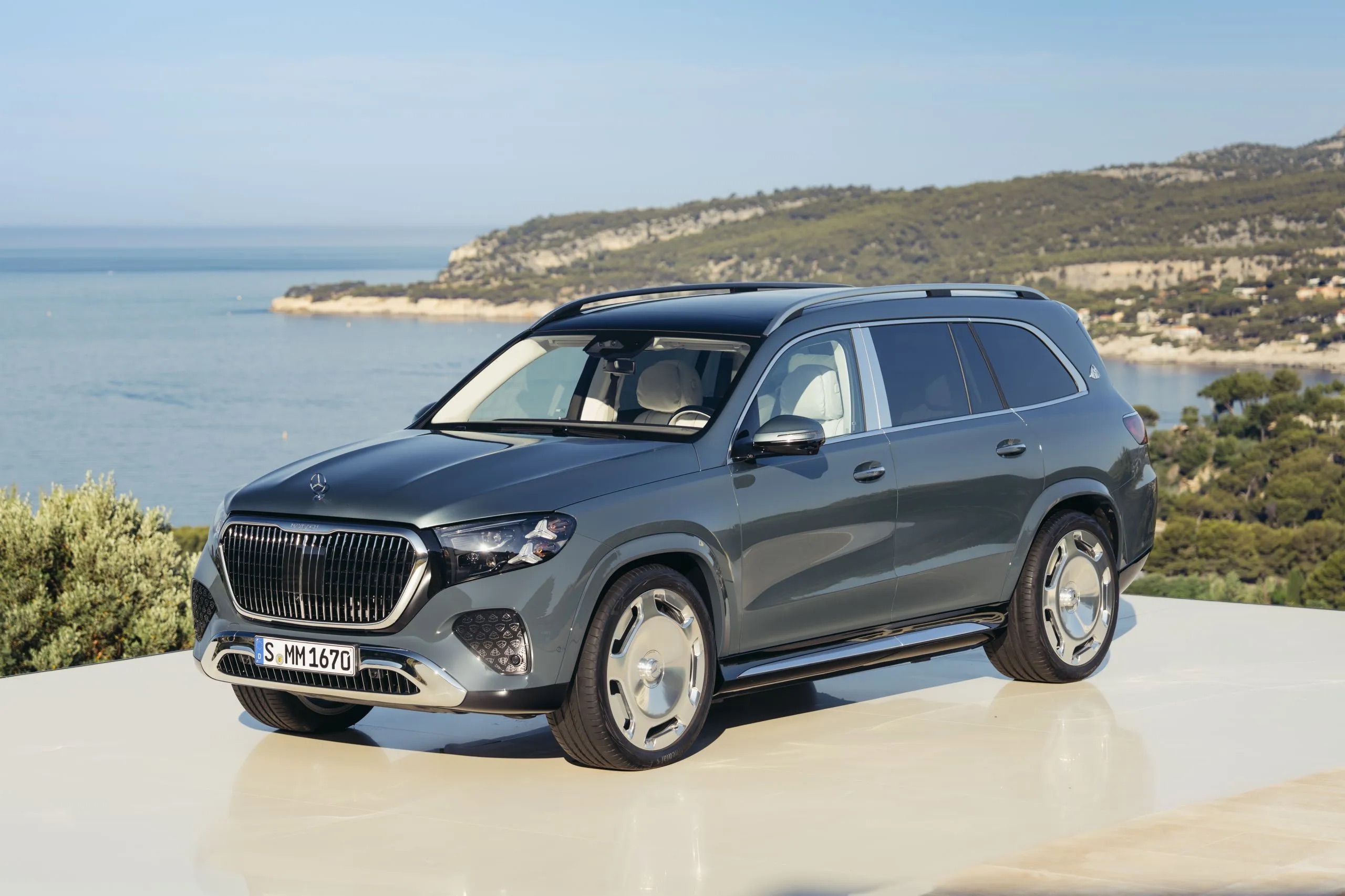 2026 mercedes maybach gls 680 02