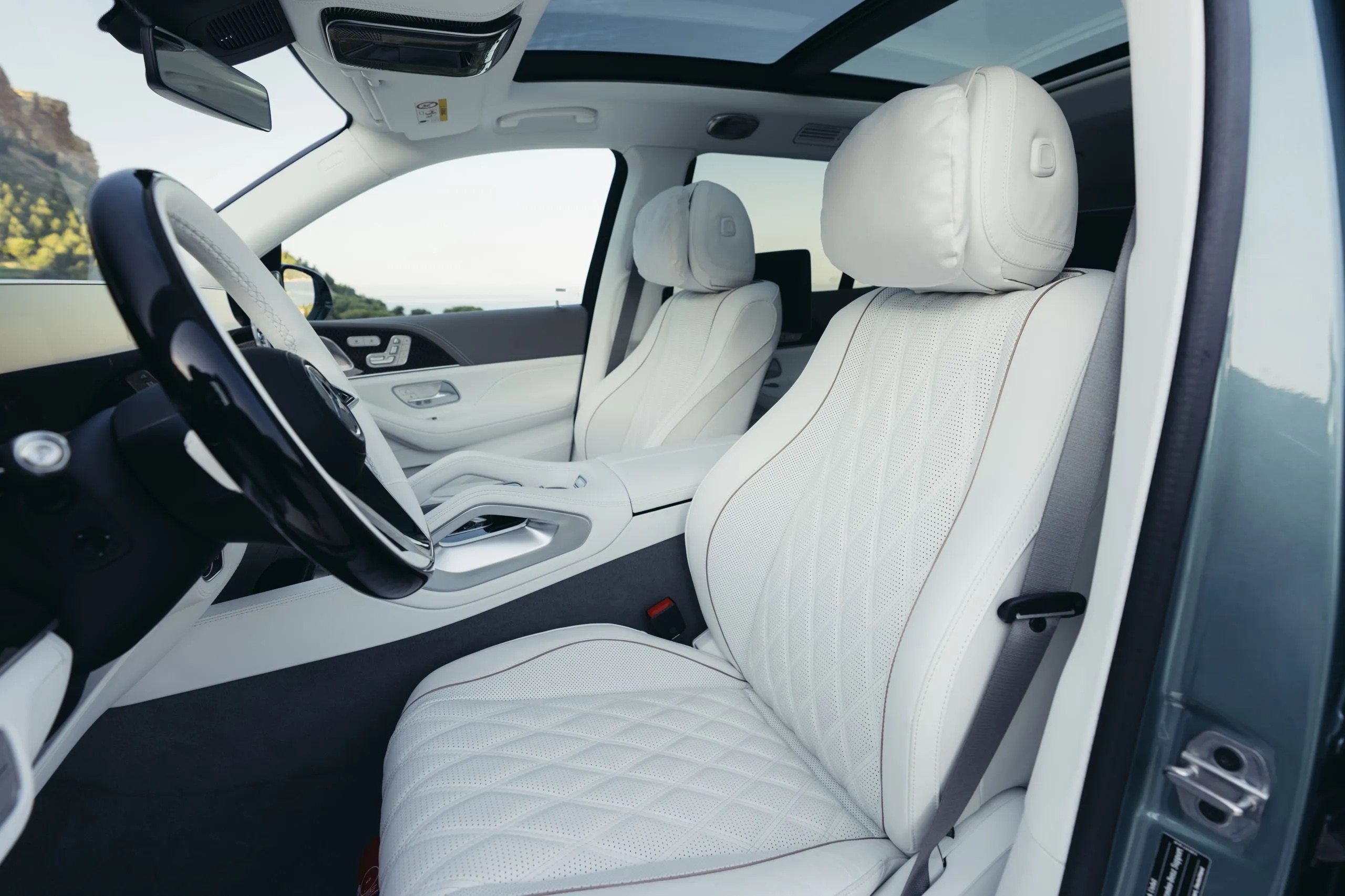 2026 mercedes maybach gls 680 21