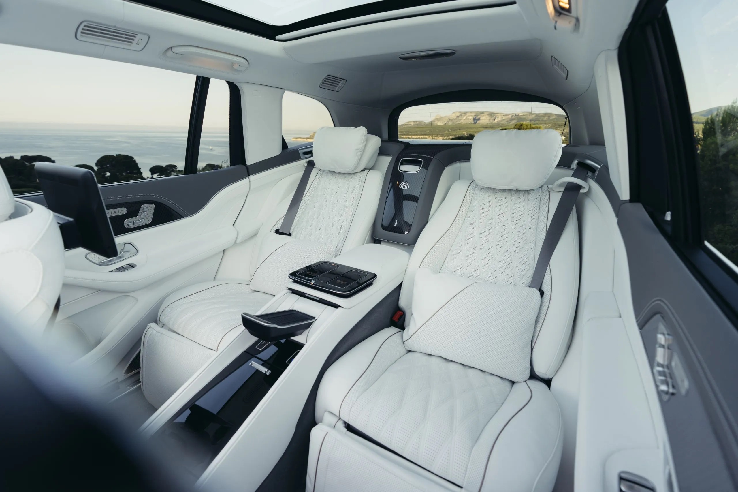 2026 mercedes maybach gls 680 22