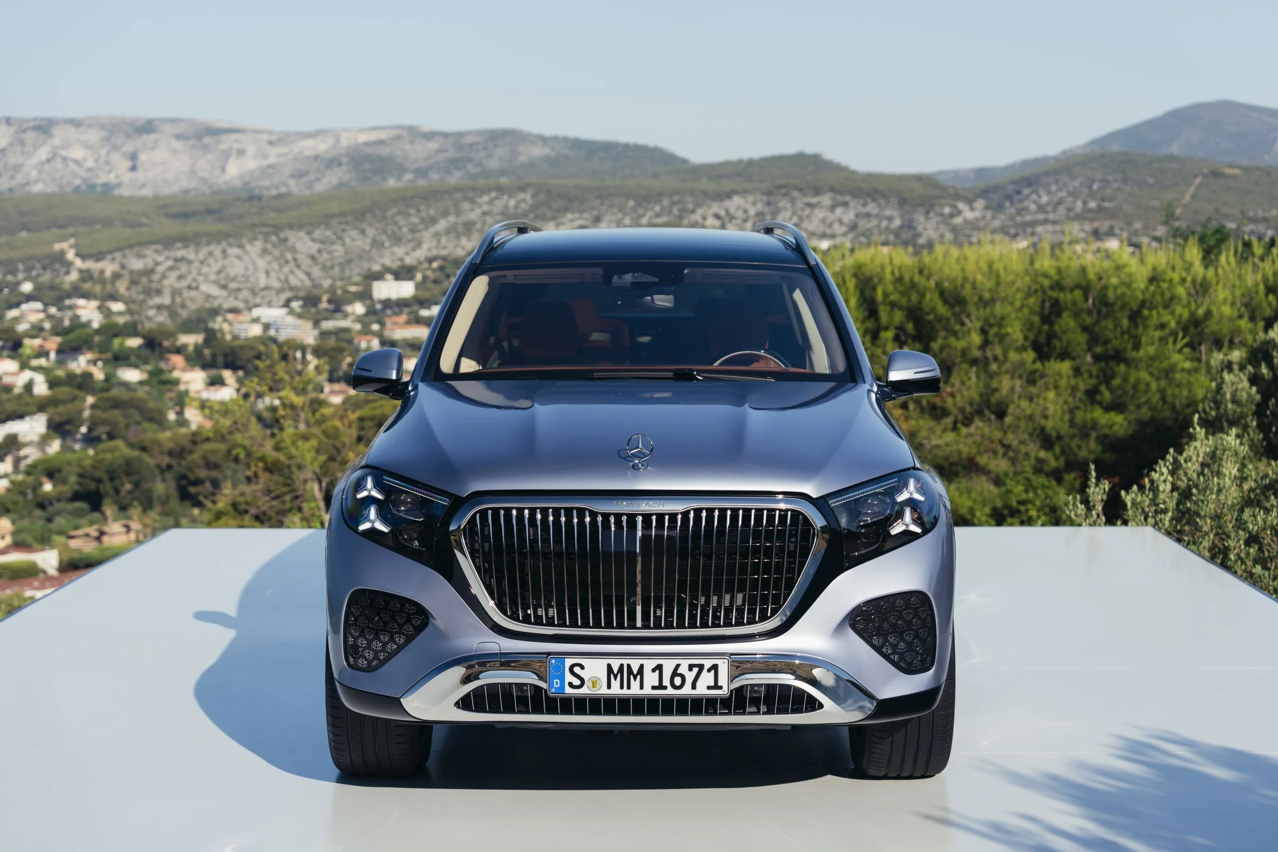 2026 mercedes maybach gls 680 38
