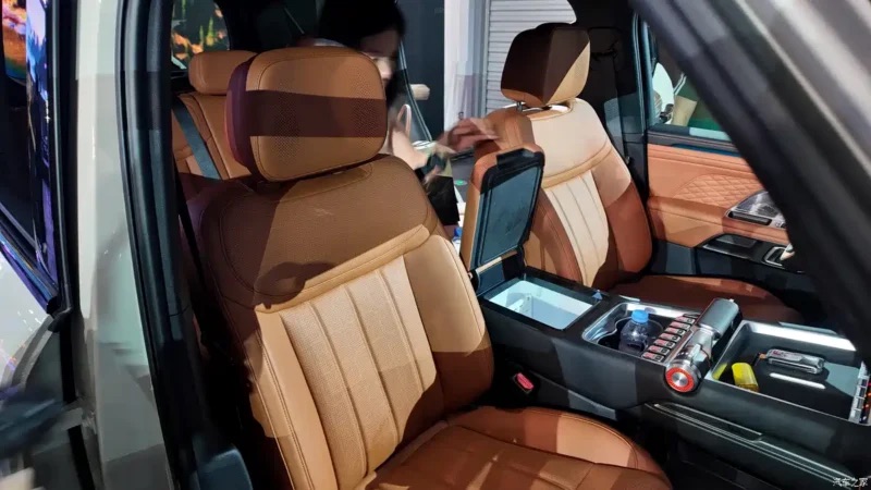 geely galaxy 700 6