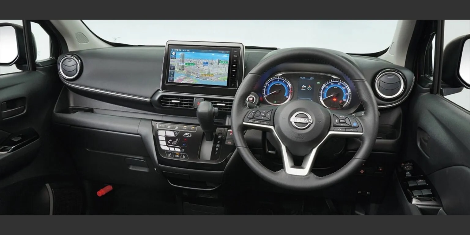 nissan dayz xe mini 4