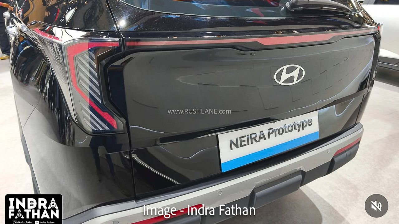 new hyundai neira electric mpv debuts kia carens clavis giias 2026 5