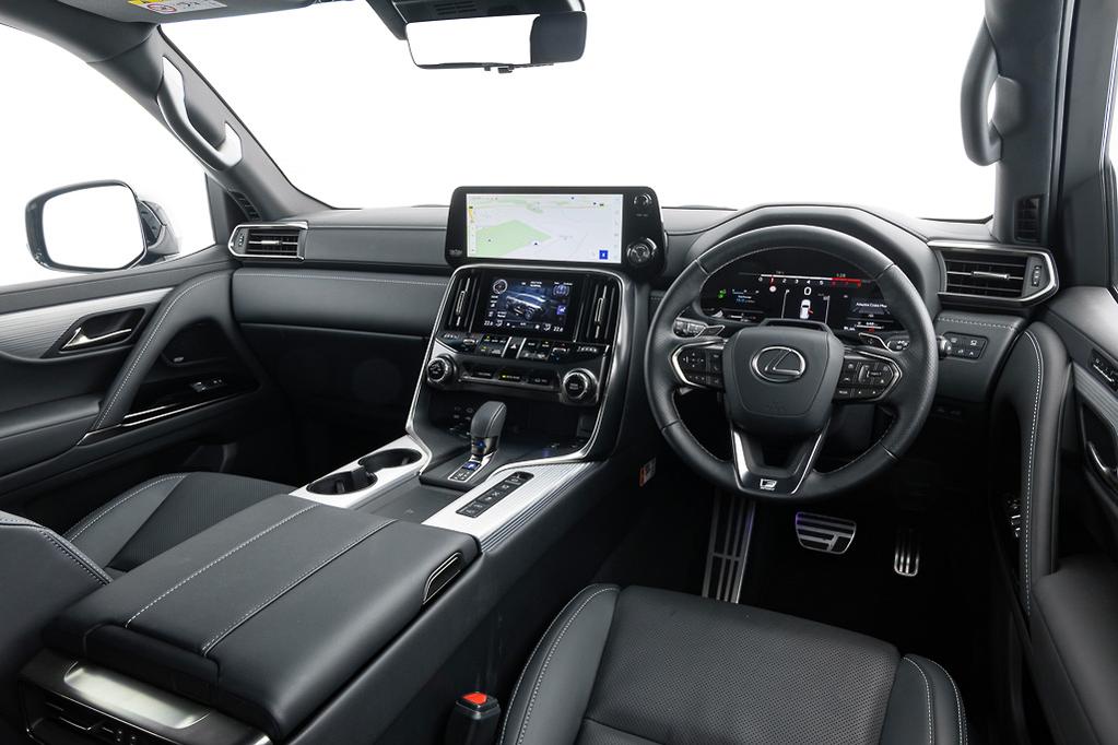 2026 lexus lx700h 12