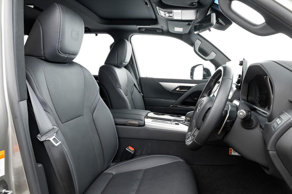 2026 lexus lx700h 15