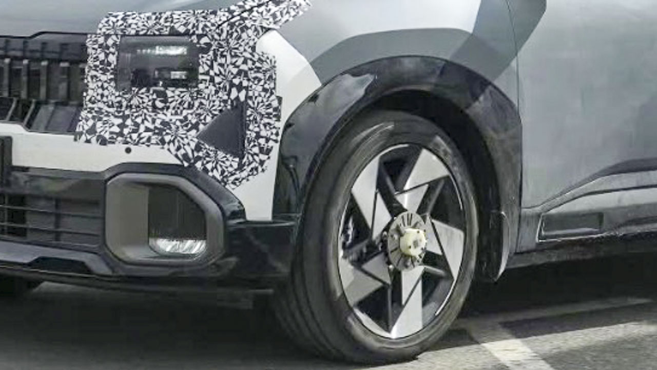 new kia seltos hybrid spied testing launch 2027 1