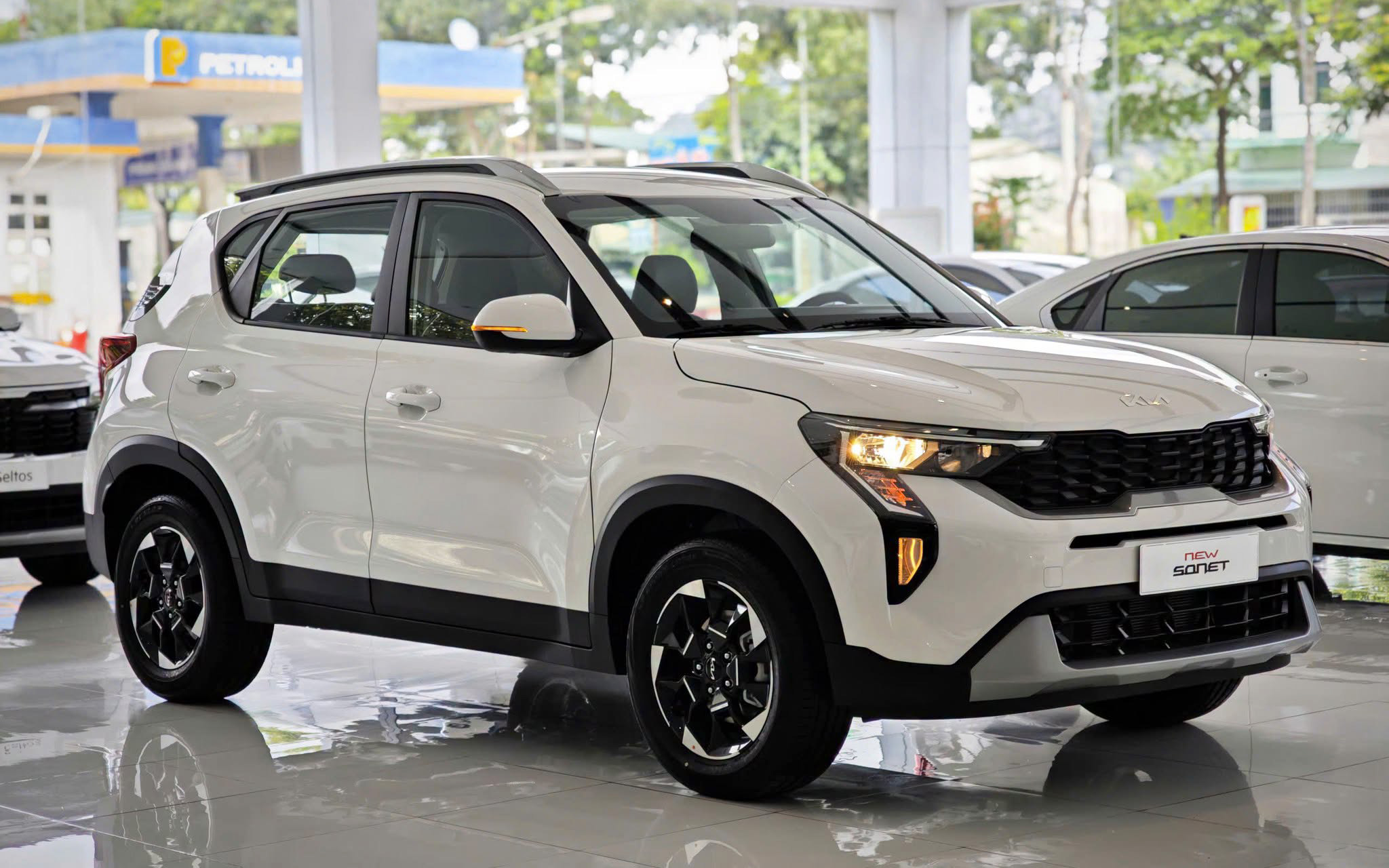 kia sonet base 1
