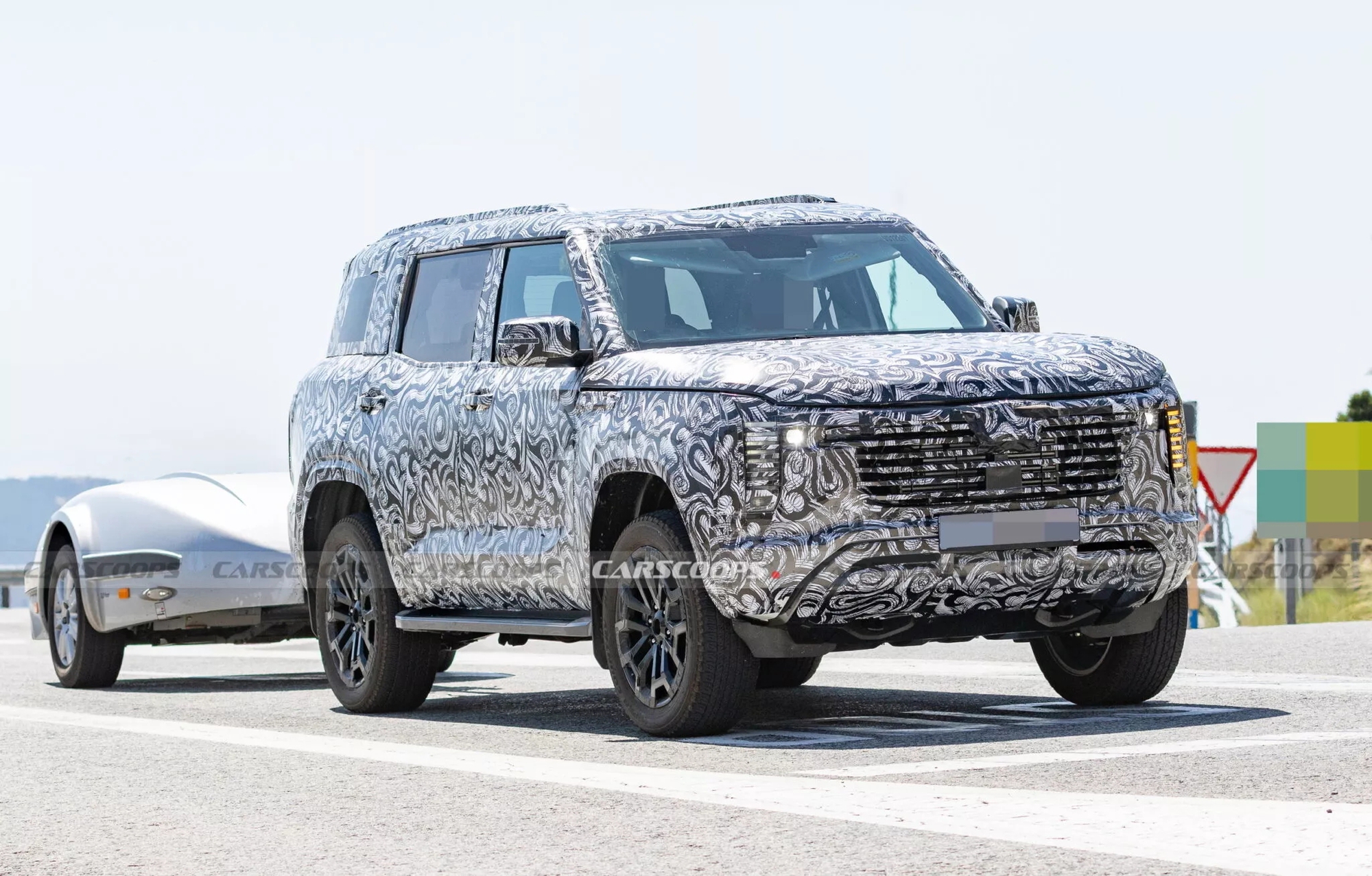 mitsubishi pajero chay thu 1 1768899934579 17688999358242074579367
