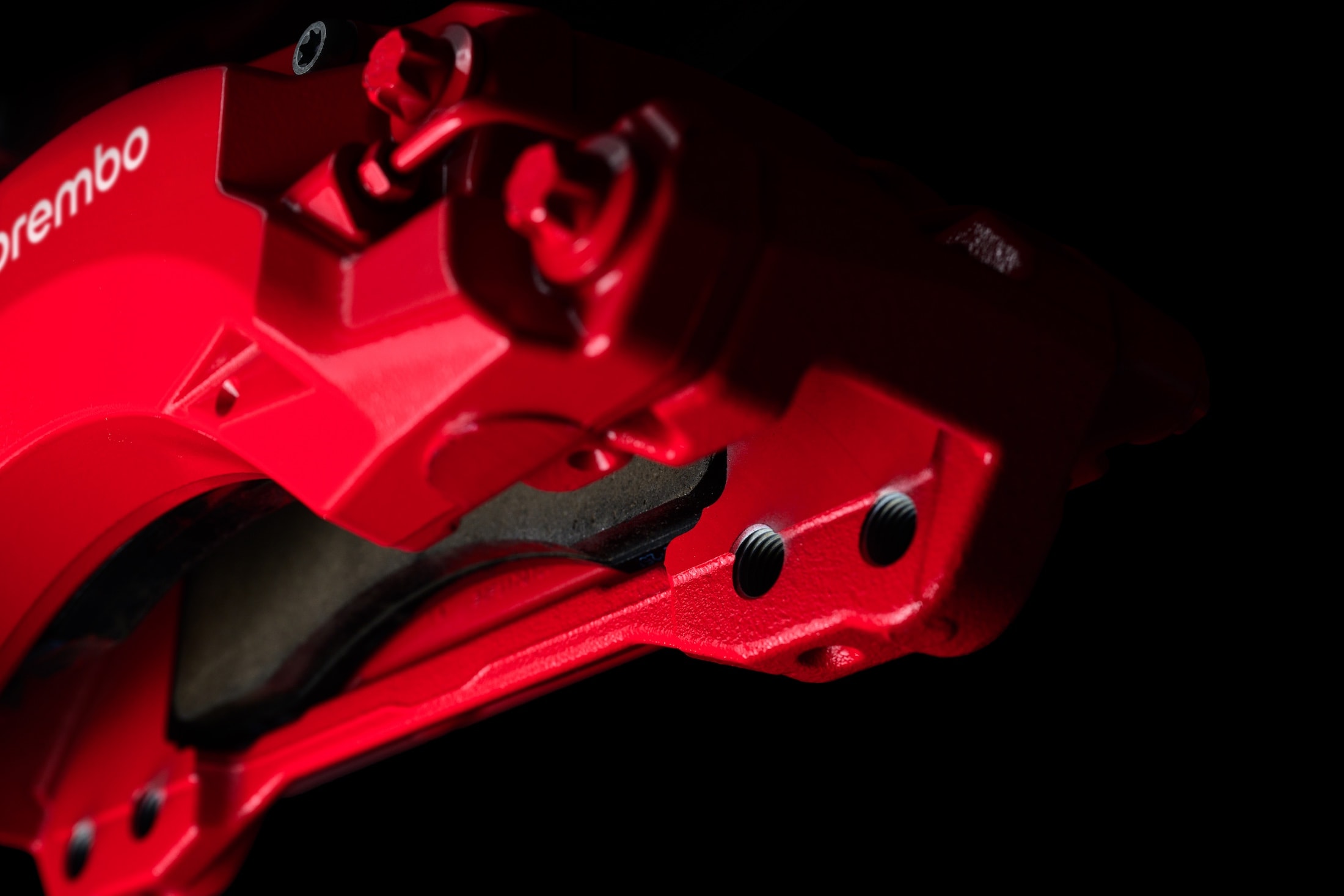 an american truck is the first to get brembo s strongest passenger vehicle brake4
