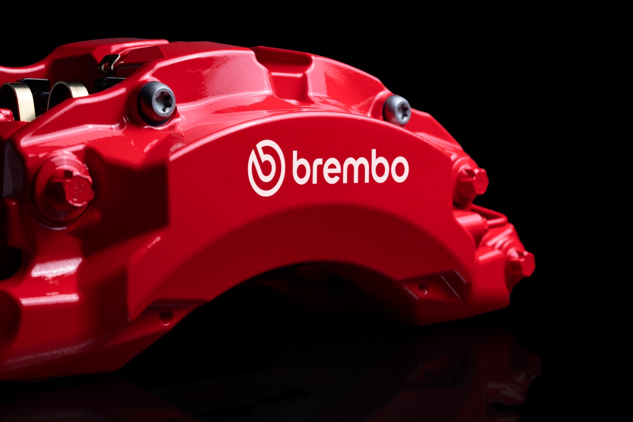 an american truck is the first to get brembo s strongest passenger vehicle brake6
