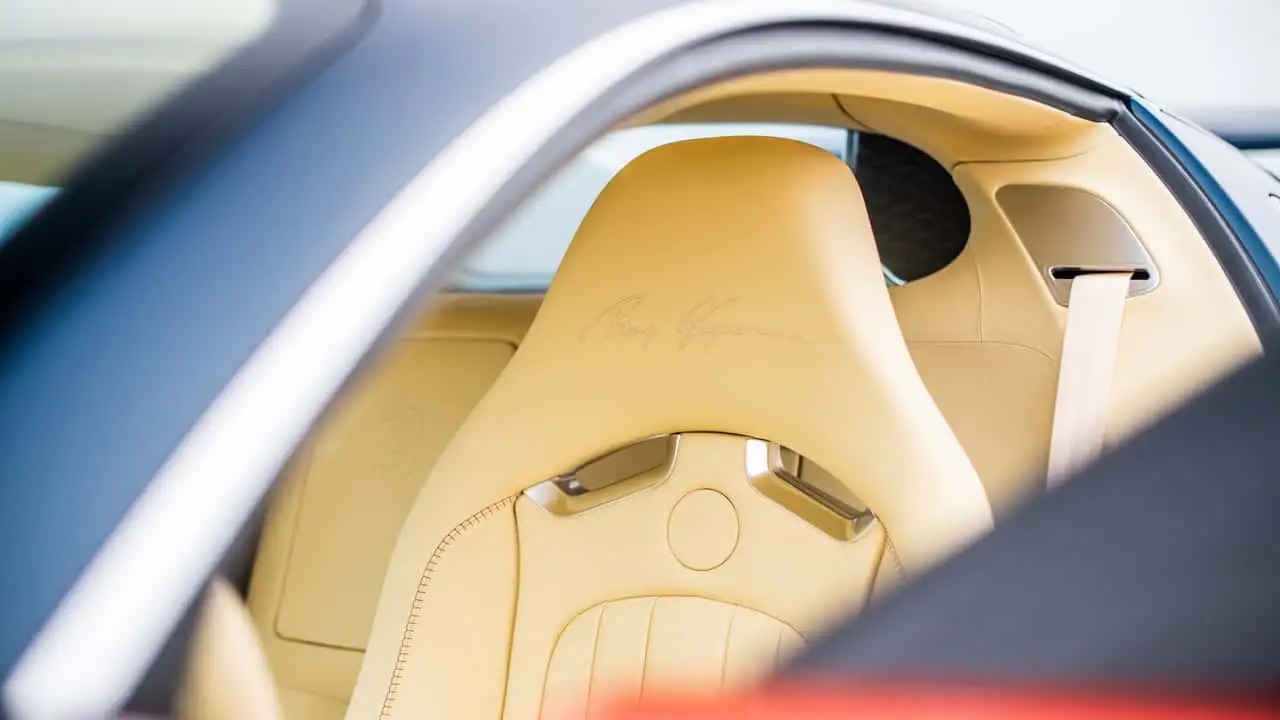 bugatti la maison pur sang veyron 20 years 5