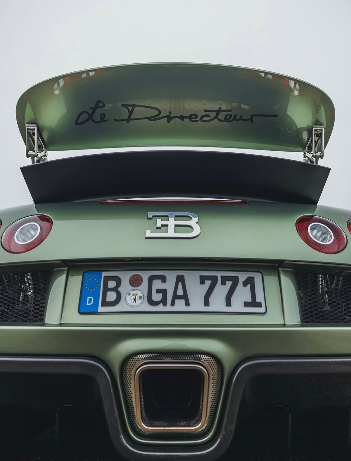 frankheyl s recommissioned veyron photography by joeadrift and amazingcarsatl this ex 2