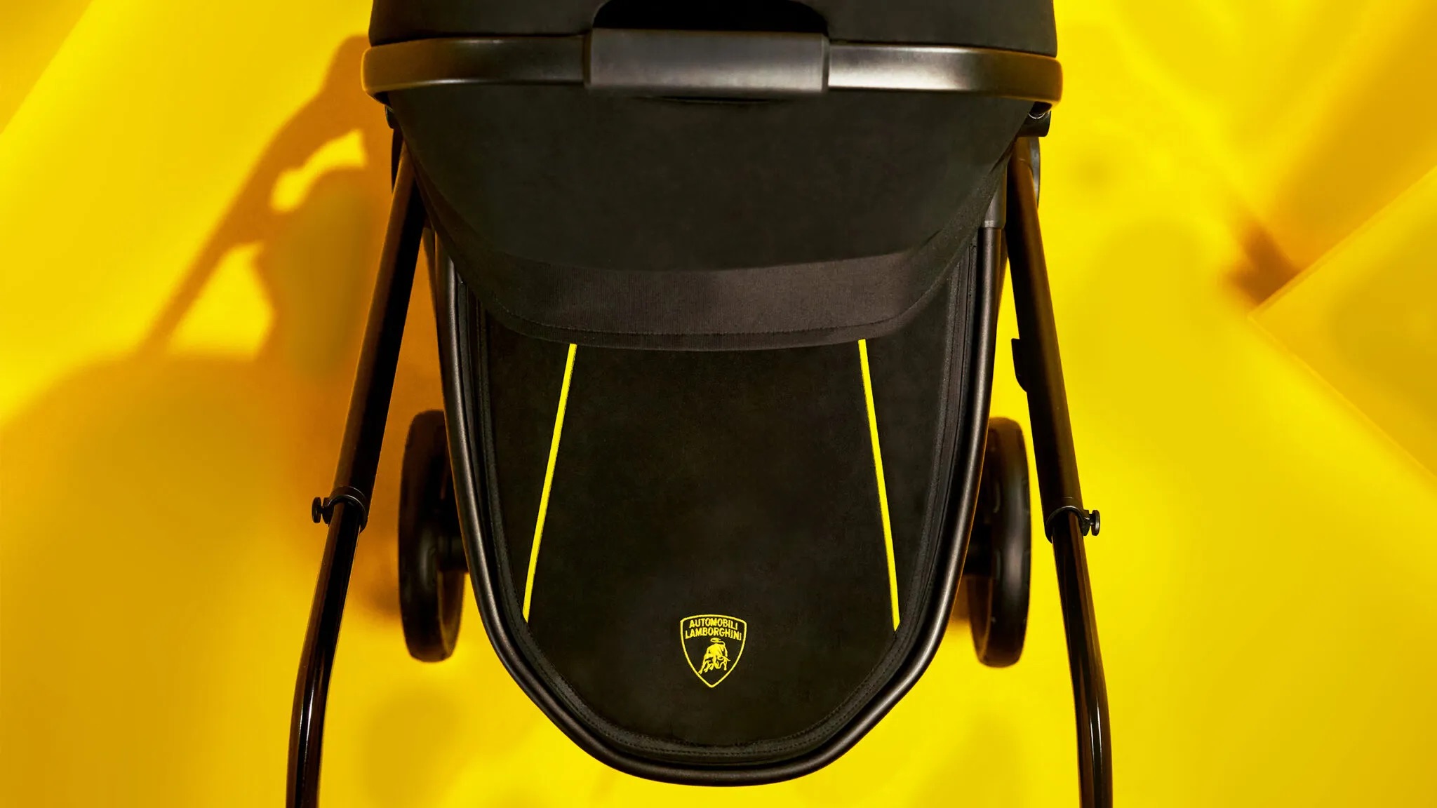 lamborghini stroller new a 2048x1152