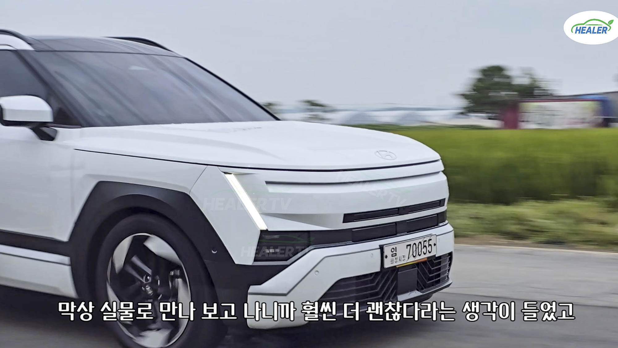 new hyundai tucson white colour spied real world 3