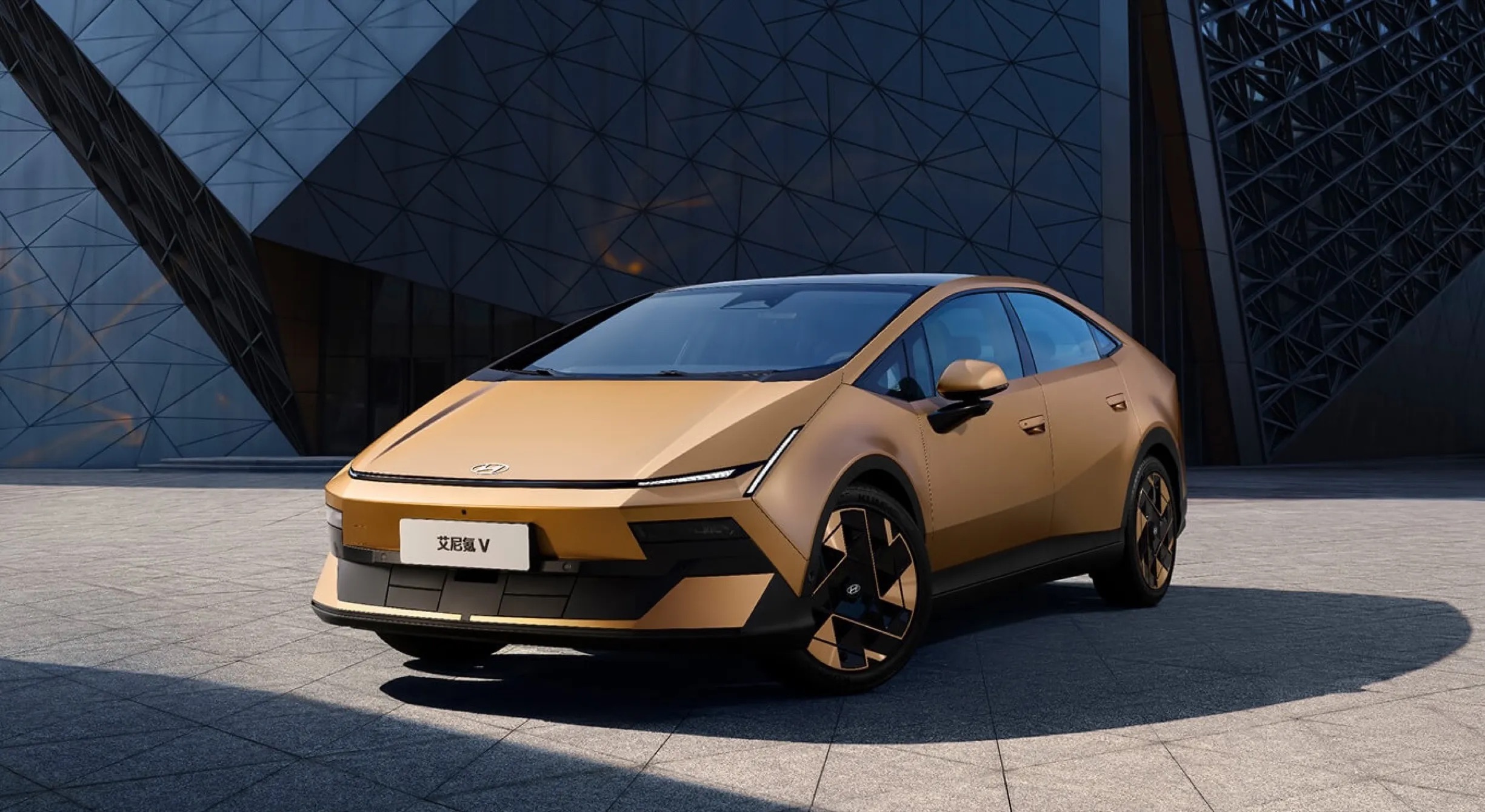 hyundai ioniq v 00019