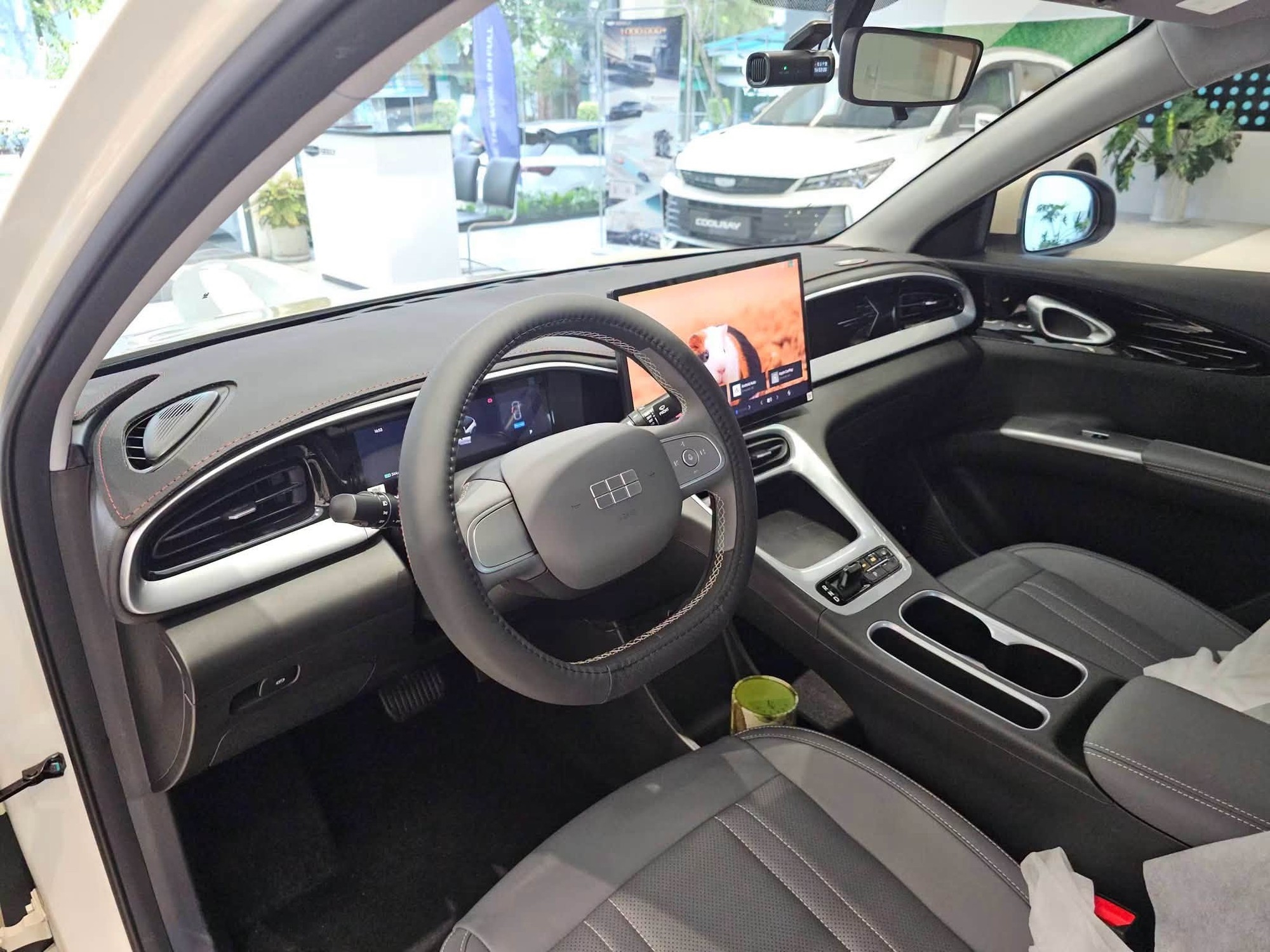 geely ex2 3