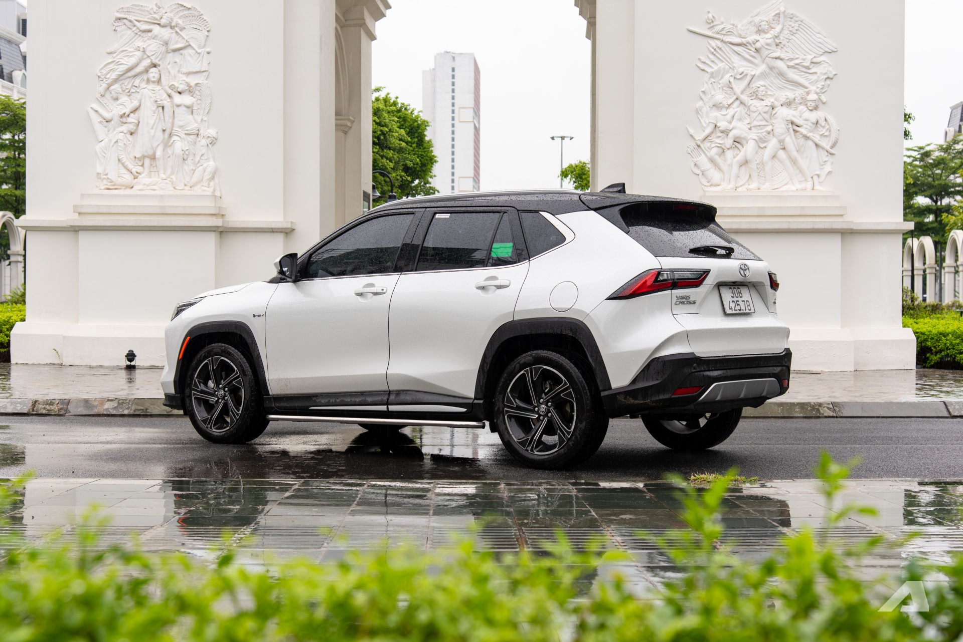 chu xe yaris cross hev 2026 chu xe yaris cross 2026 11