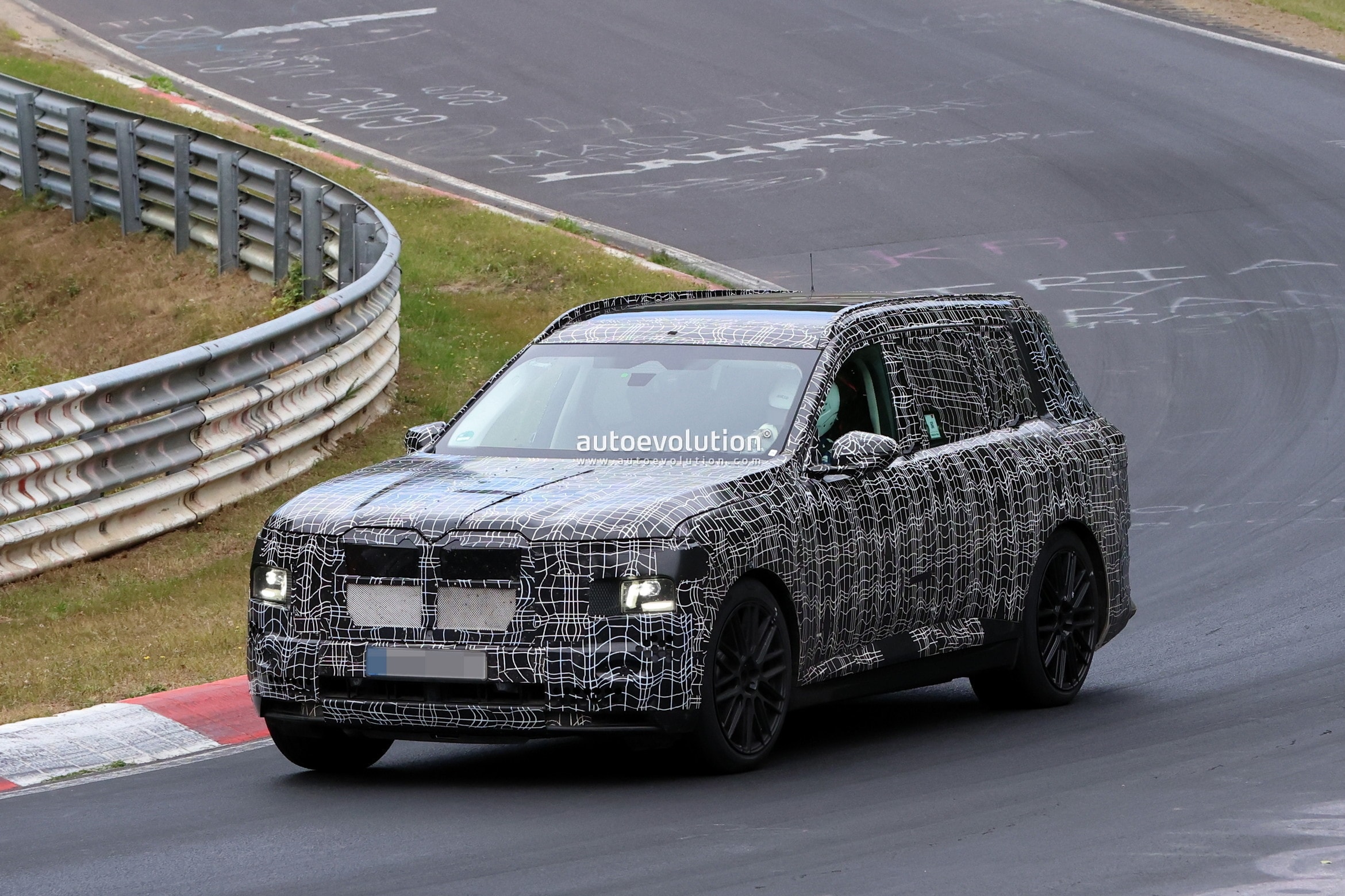 next gen 2028 bmw x7 spied lapping the nurburgring it s likely the v8 powered m60 flavor4