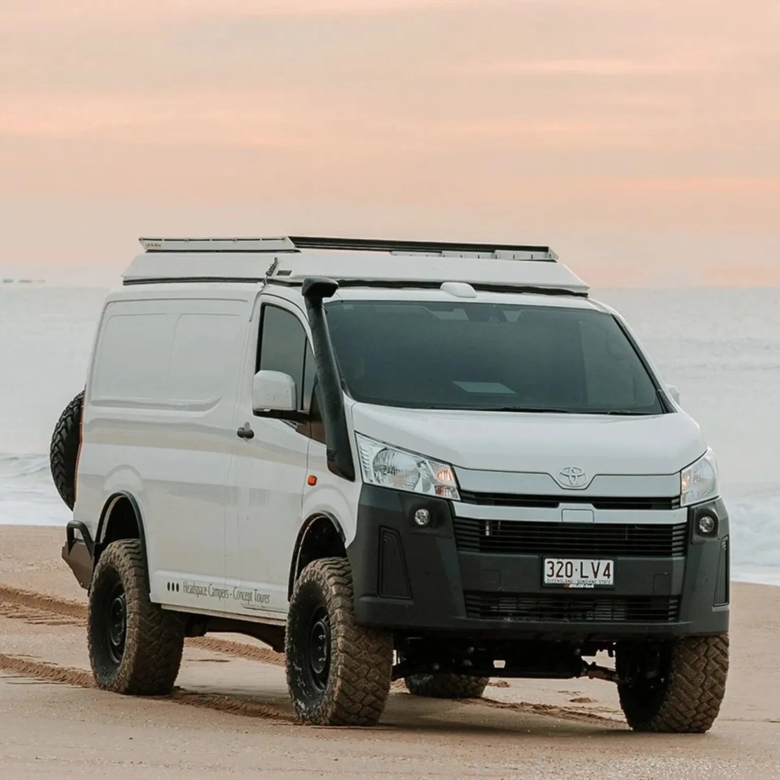 toyota hiace do 12