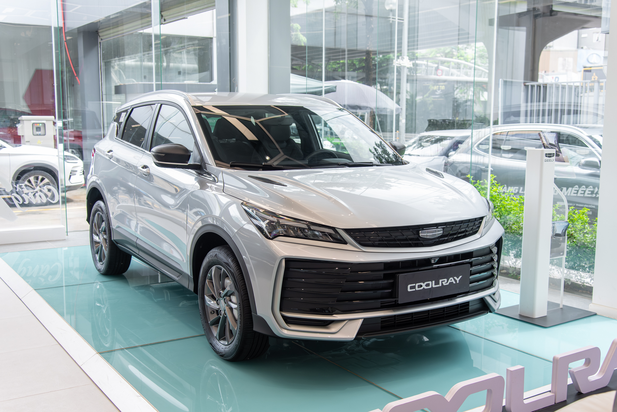 geely coolray 81