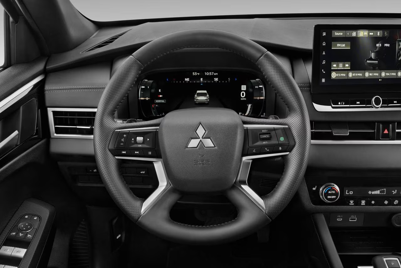 mitsubishi outlander 2026 ve viet nam 1