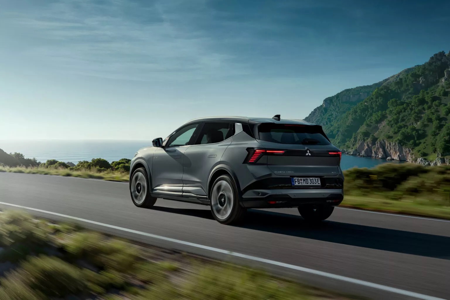 mitsubishi eclipse cross dien 4