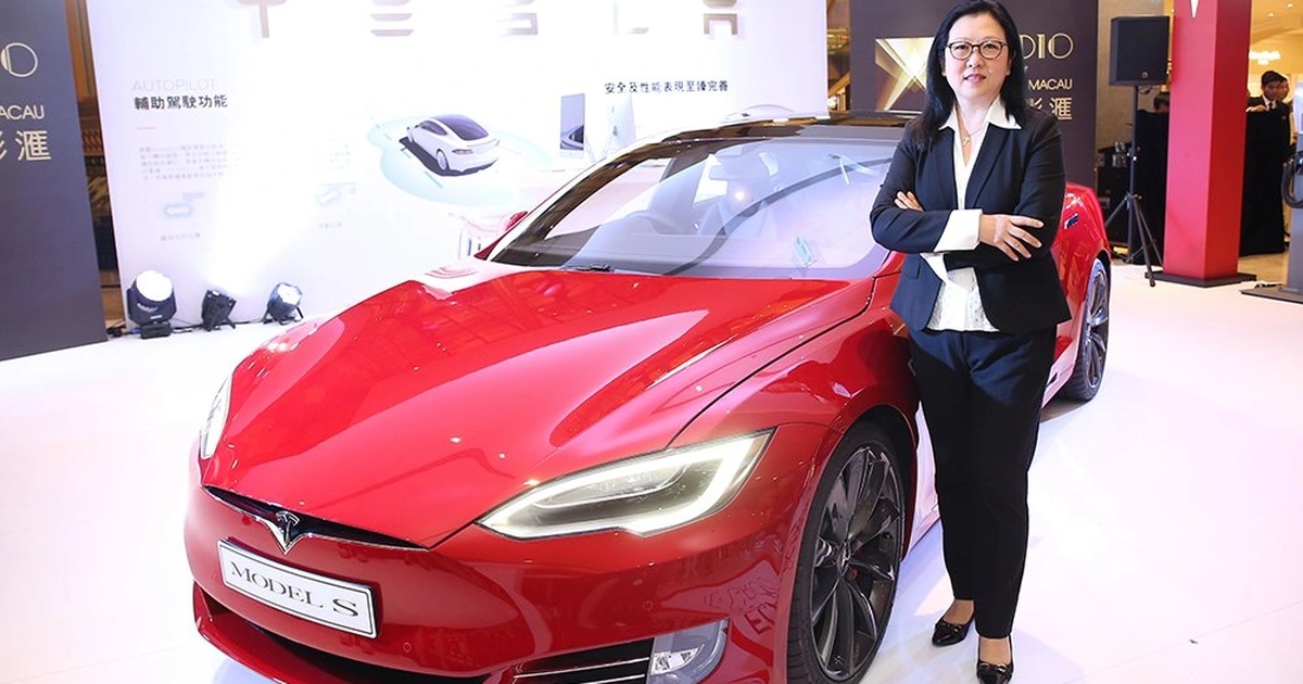 tesla 2