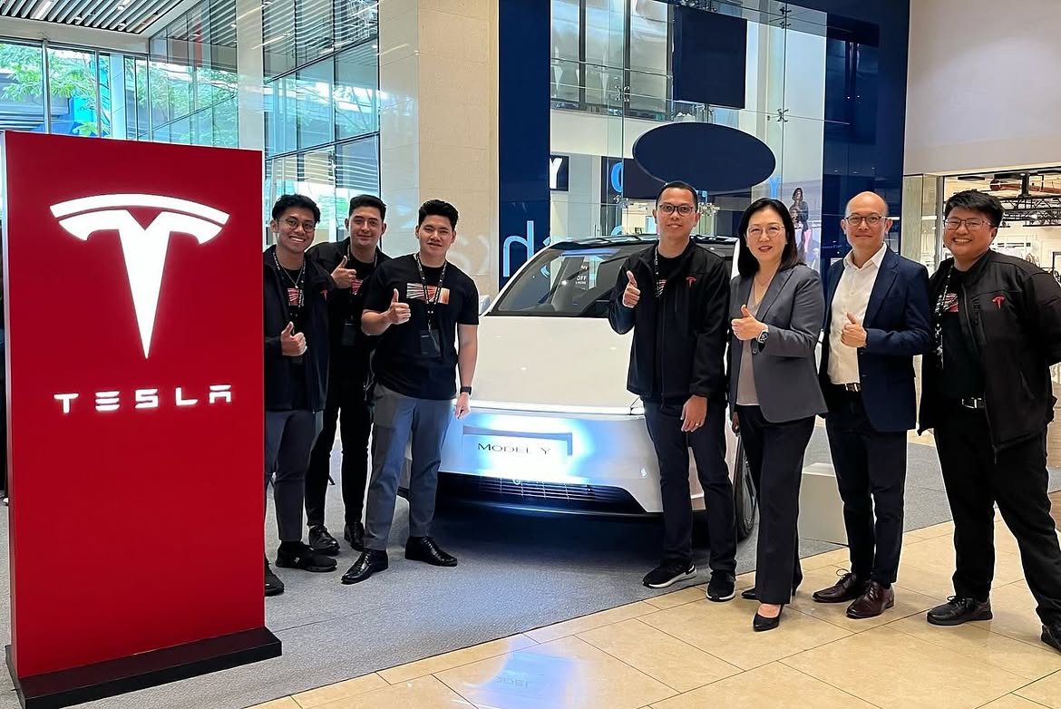 tesla 3