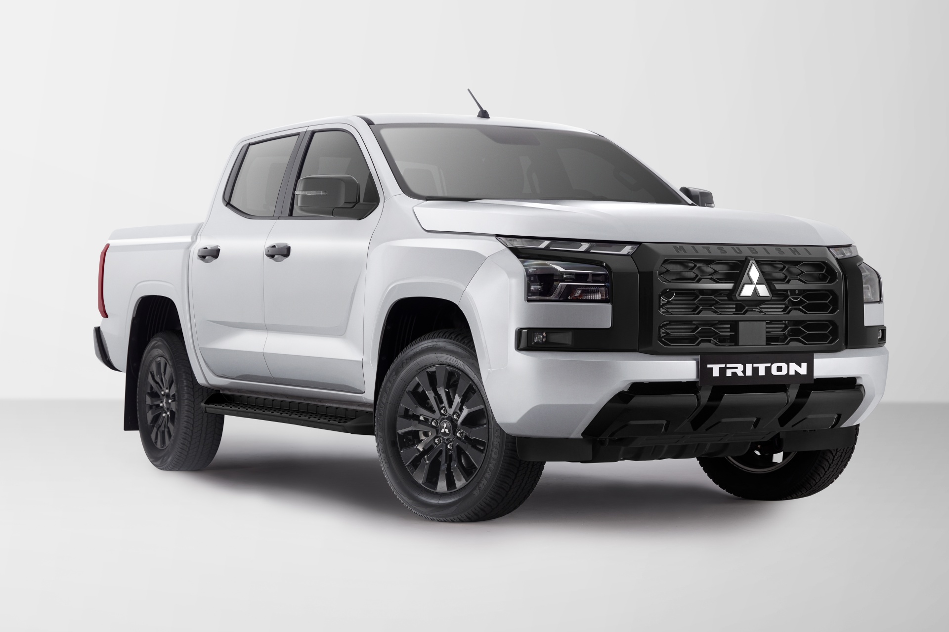 triton premium mitsubisitritonpic4