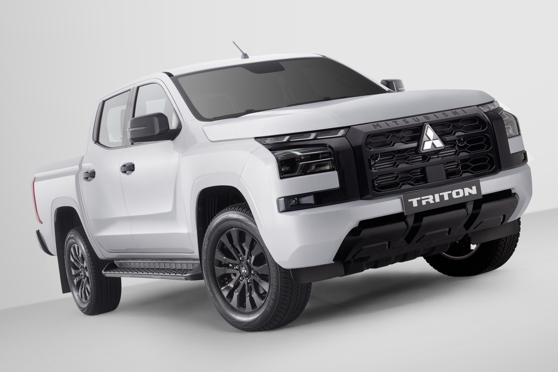 triton premium mitsubisitritonpic6