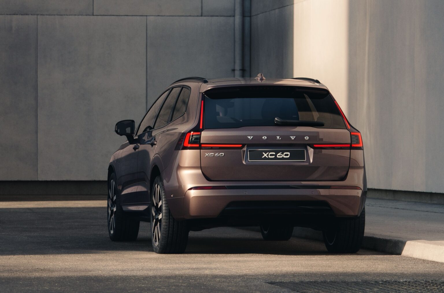 2027 volvo xc90 phev 00004 1536x1014