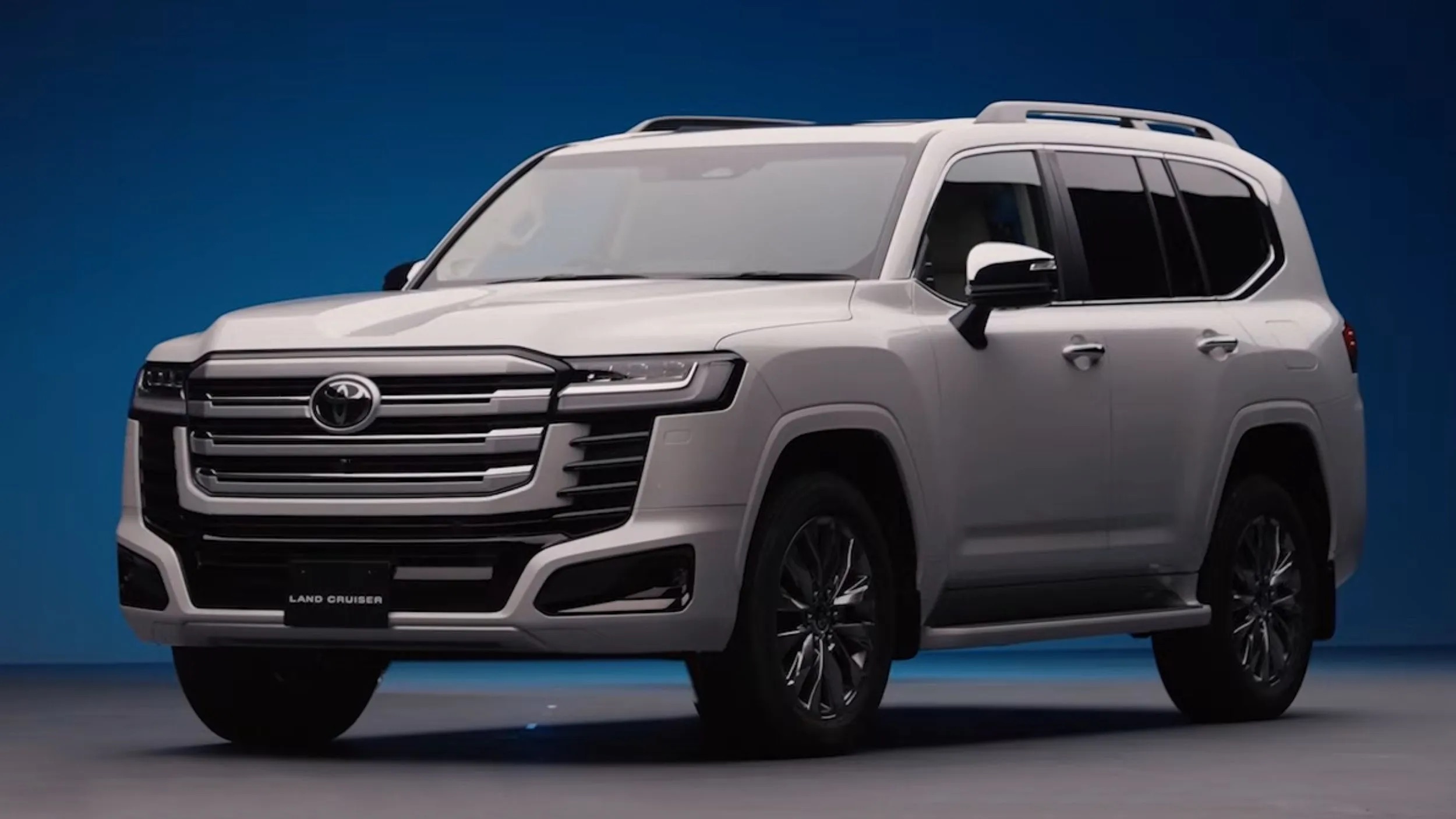toyota land cruiser 2026 hybrid 3