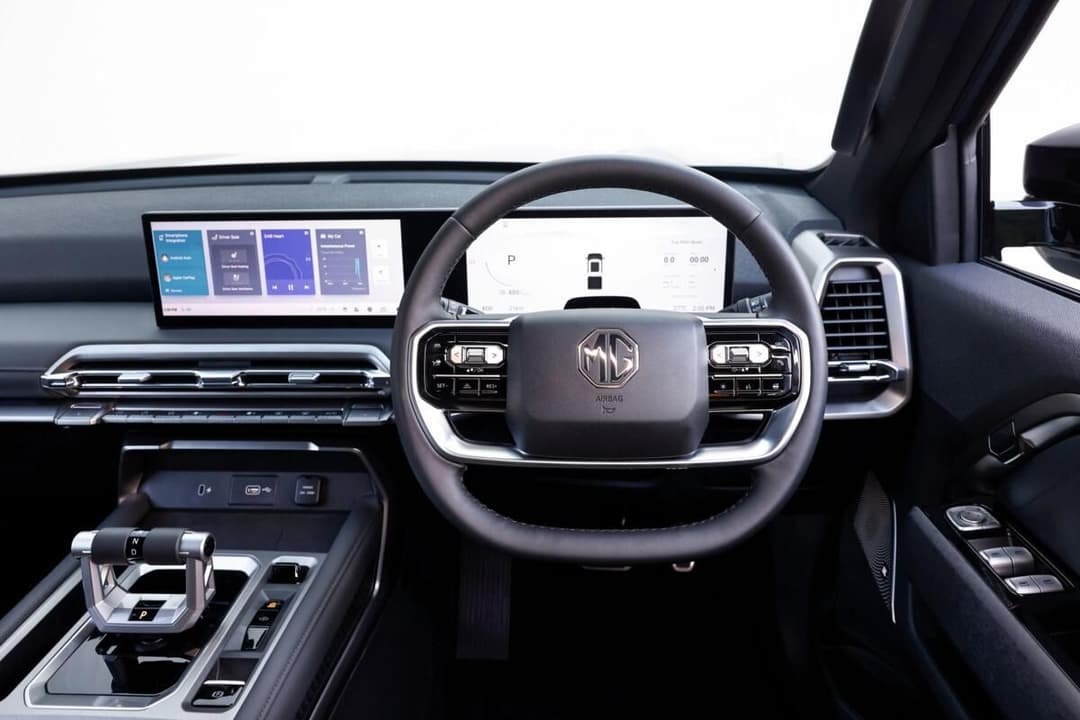 mg u9 ev 2026 rhd dashboard