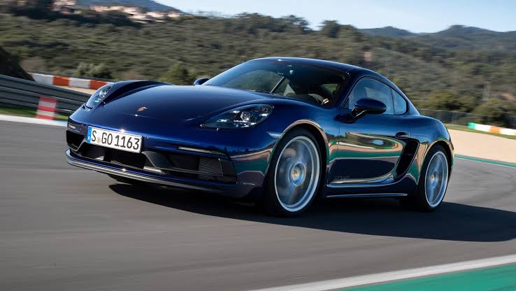 porsche 718 cayman 2021