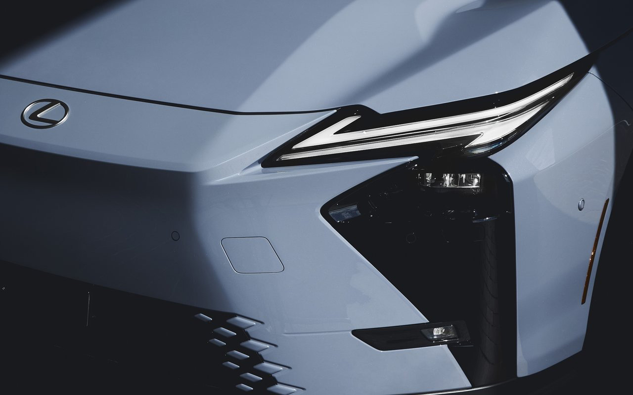 lexus es 2026 1280 b1b0ea32c0a2391b5daf45e1e6e5c2364d