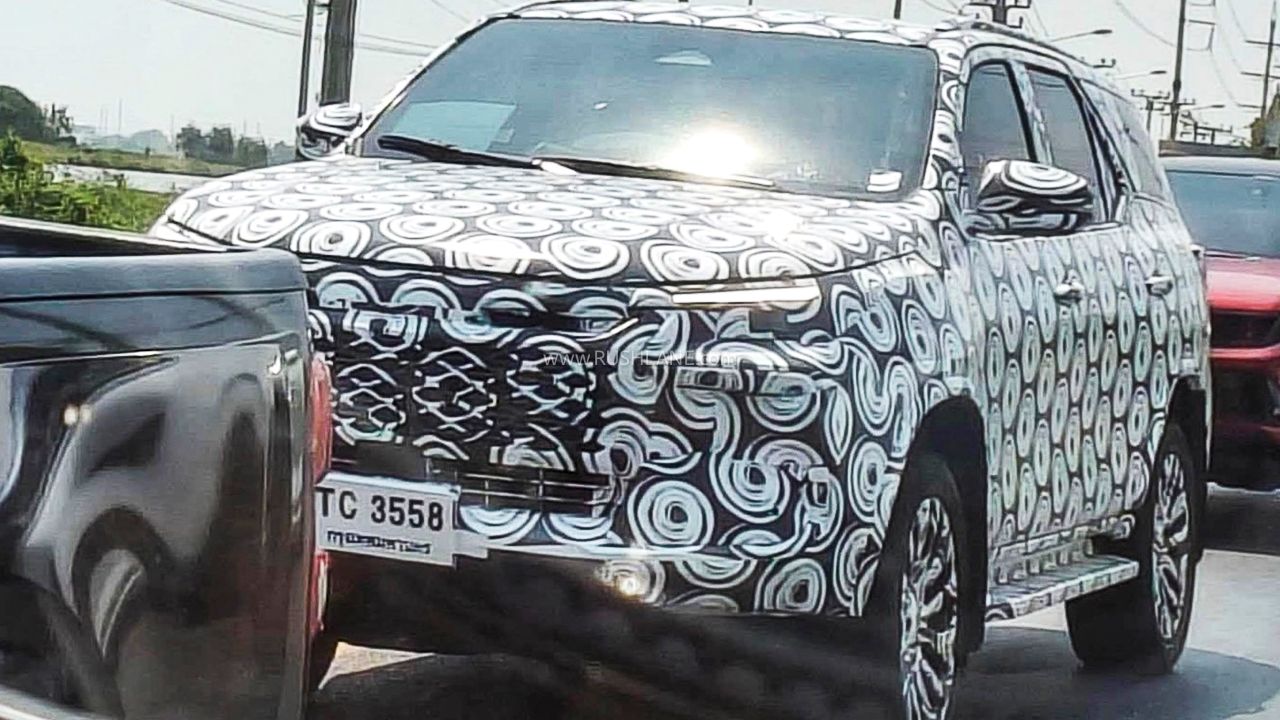 2026 toyota fortuner front spied