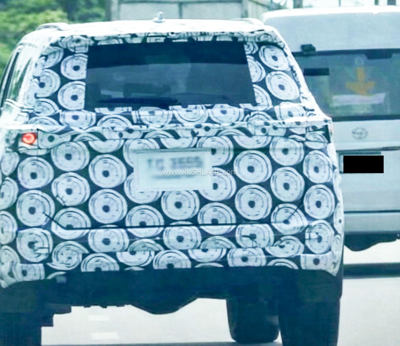 2026 toyota fortuner spied 1
